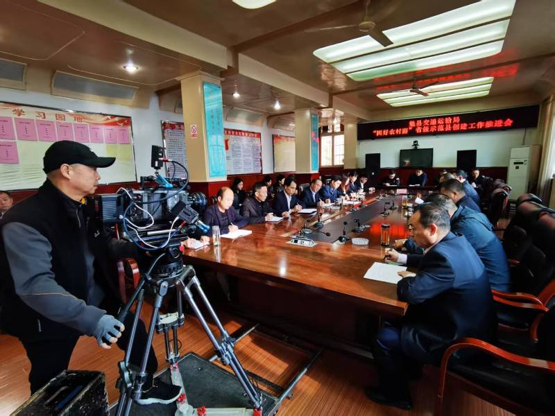 光影铸就品牌传奇——岳西县极致互动产品宣传视频拍摄